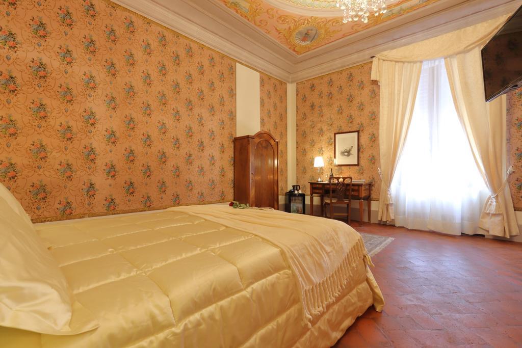 Dimora Bandinelli Bed & Breakfast Florence Room photo