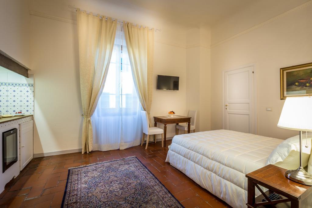 Dimora Bandinelli Bed & Breakfast Florence Exterior photo