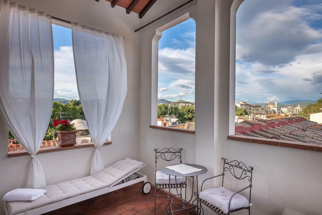 Dimora Bandinelli Bed & Breakfast Florence Exterior photo