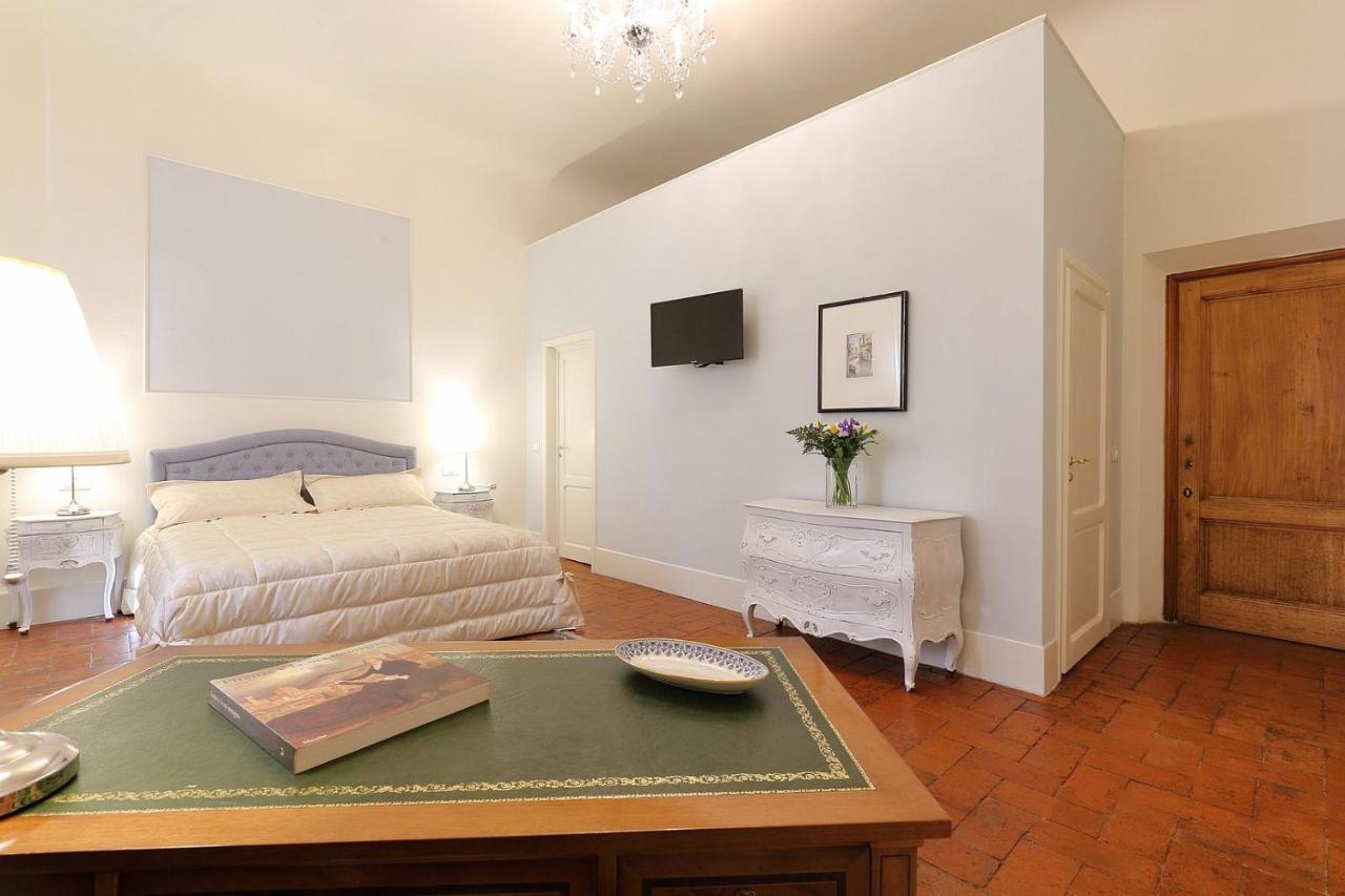 Dimora Bandinelli Bed & Breakfast Florence Exterior photo